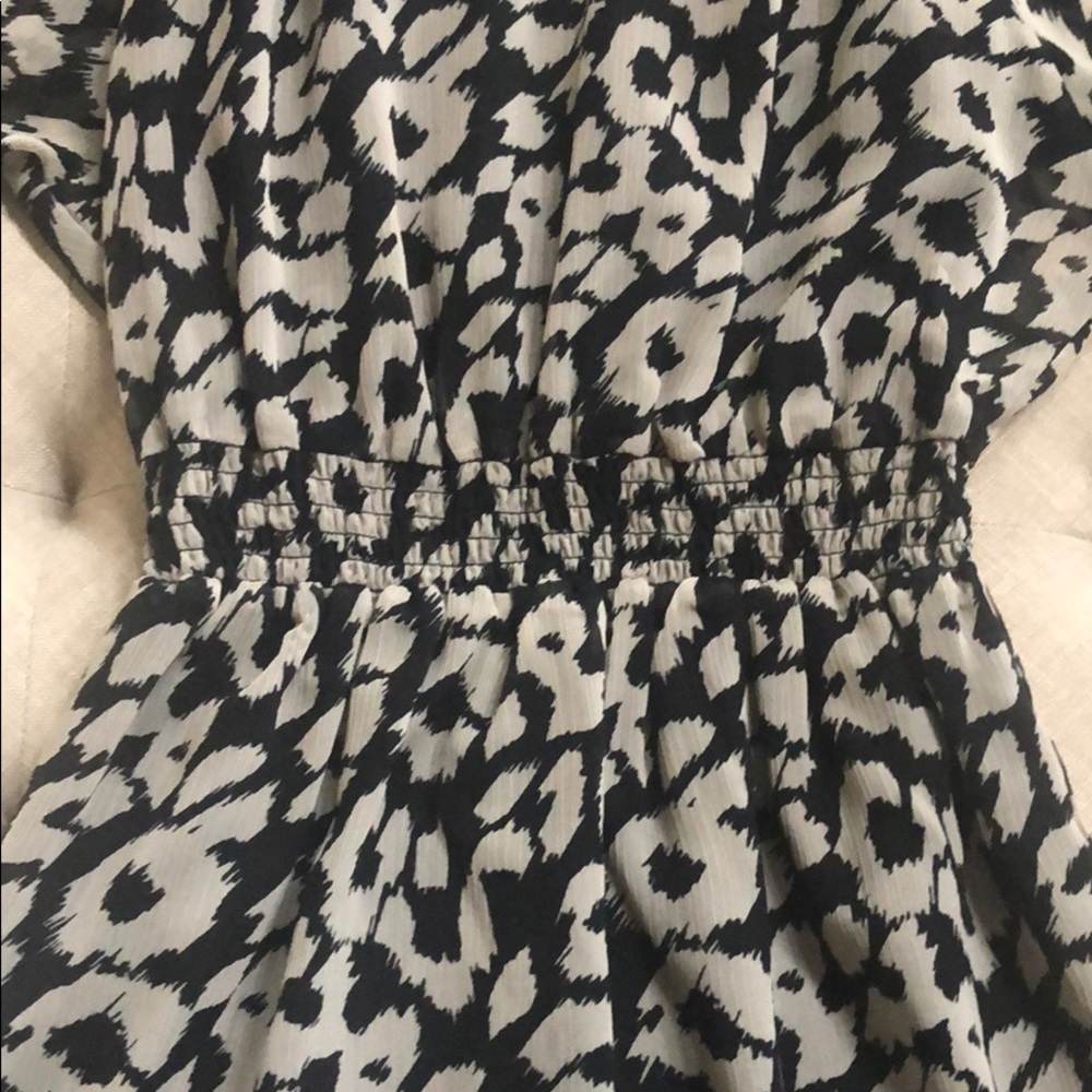 Dress - Picture 4 of 4